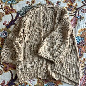 Cozy Beige Knit Sweater - free people XS